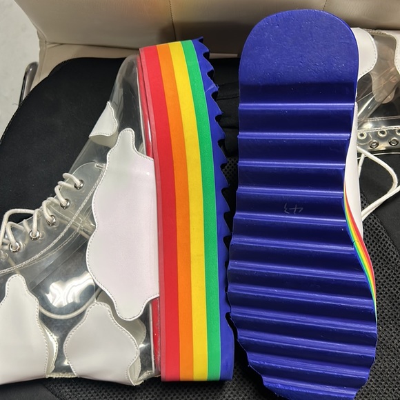 Rainbow cloud boots - Picture 2 of 2